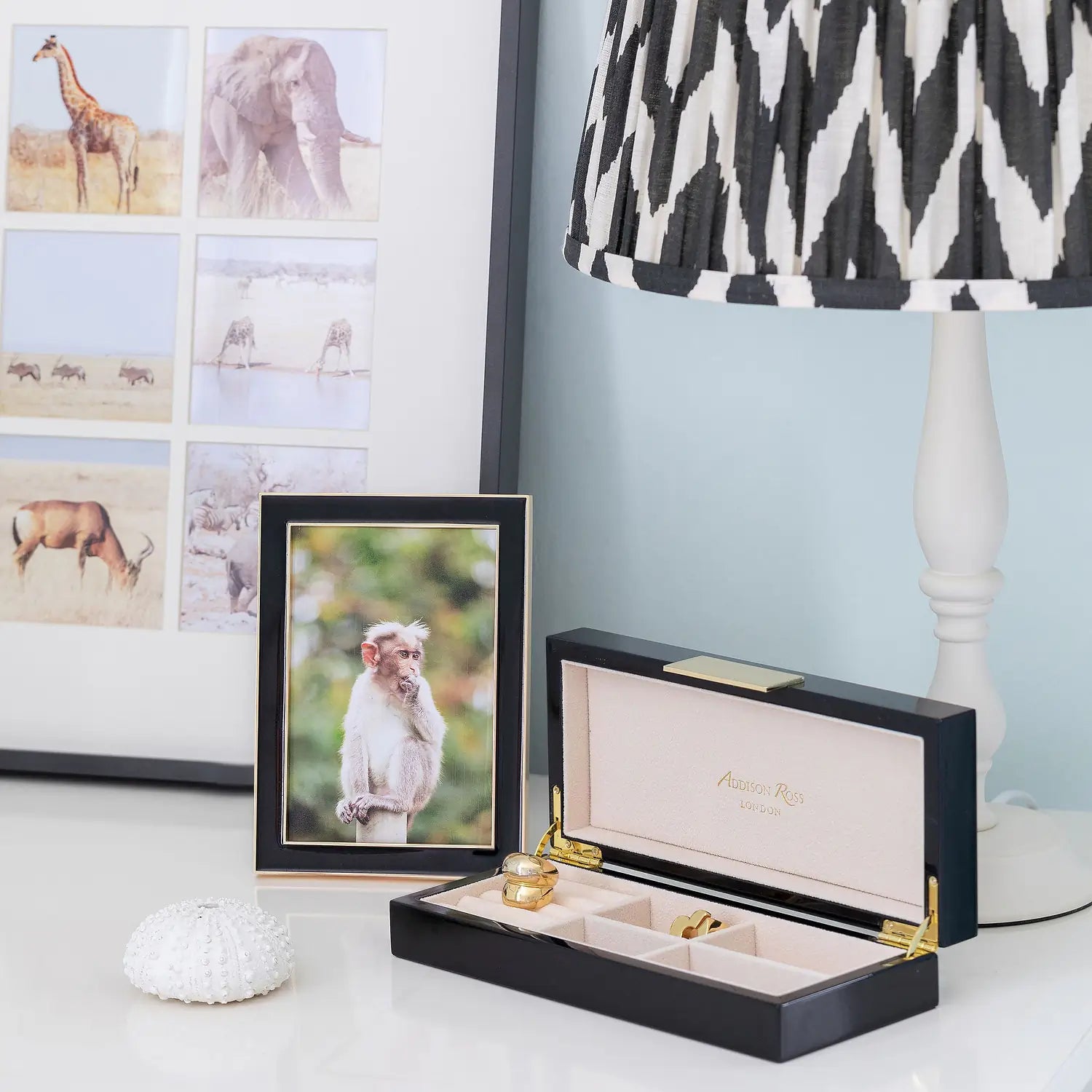 Black Enamel Gold Trim Photo Frame
