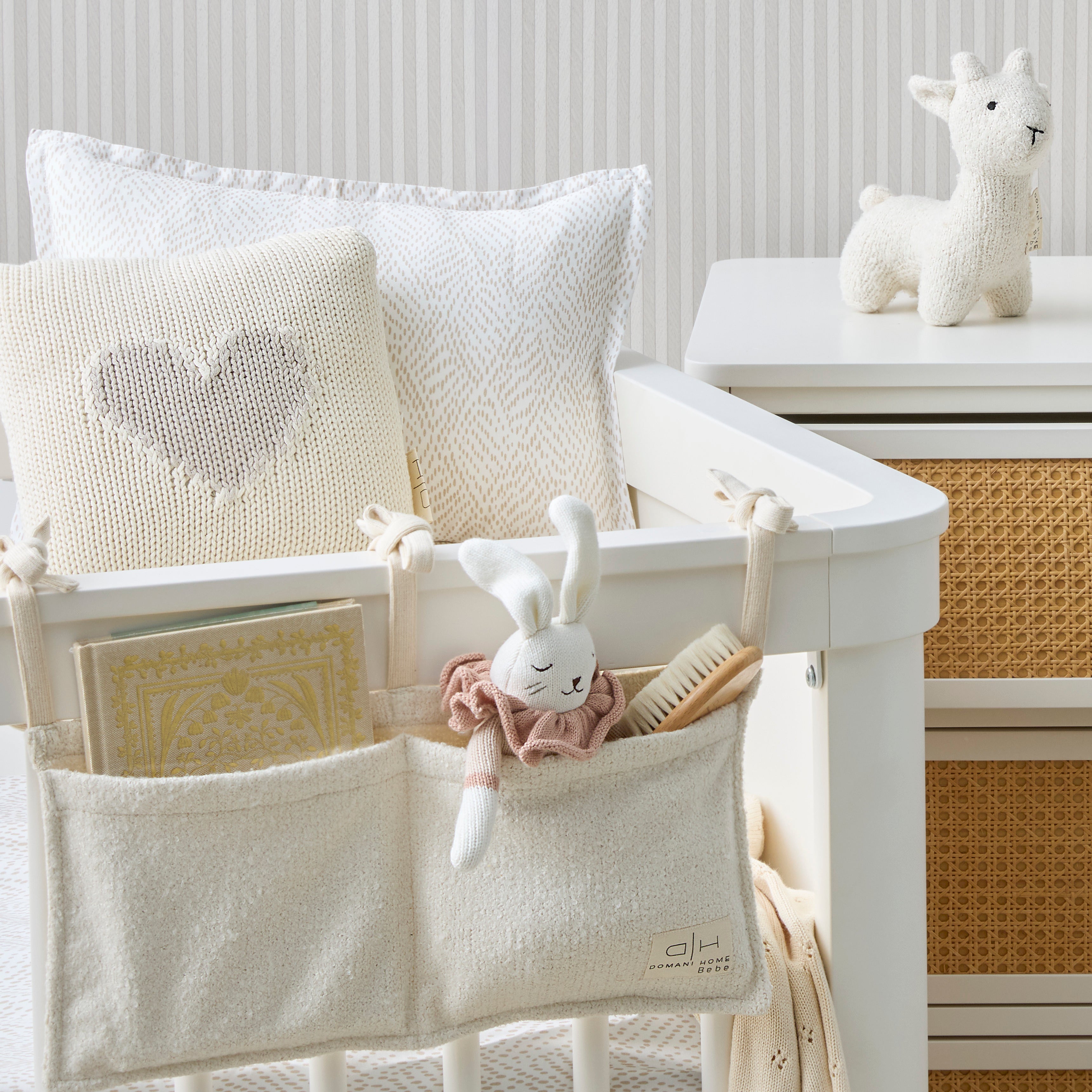 DH Mini Toss Grey Heart Cushion
