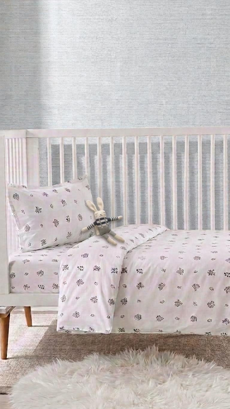 DH Feuille Bluer Crib Sheet