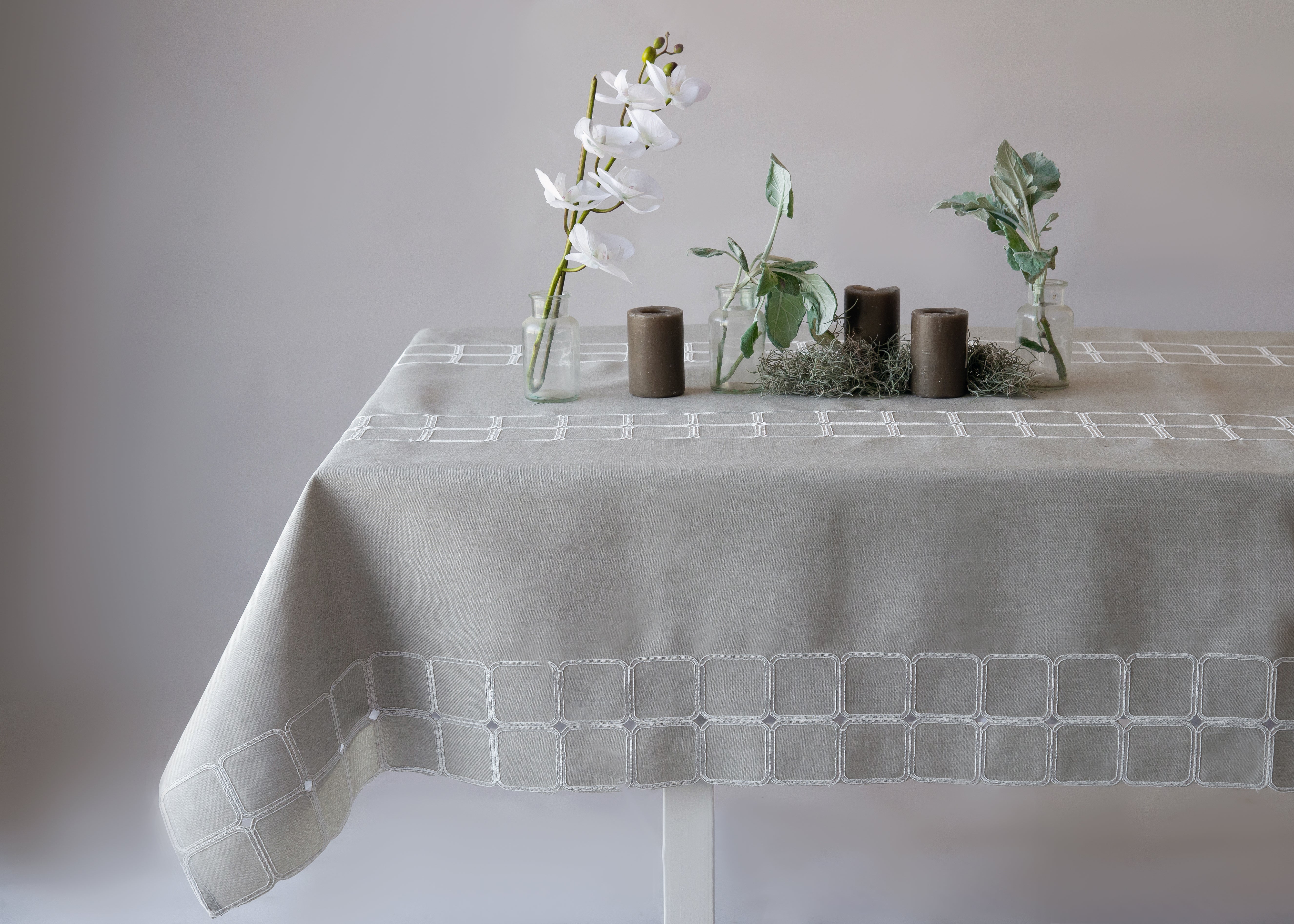 Sarrel Grey Tablecloth