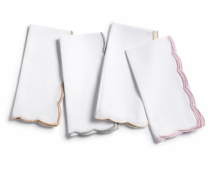 Scallop Monogrammed Cloth Dinner Napkins - Set of 4 napkins