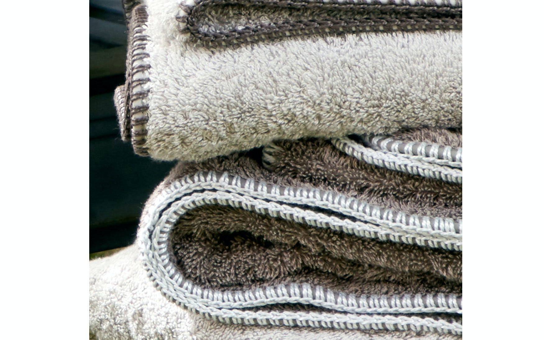 Matouk Whipstitch Towel