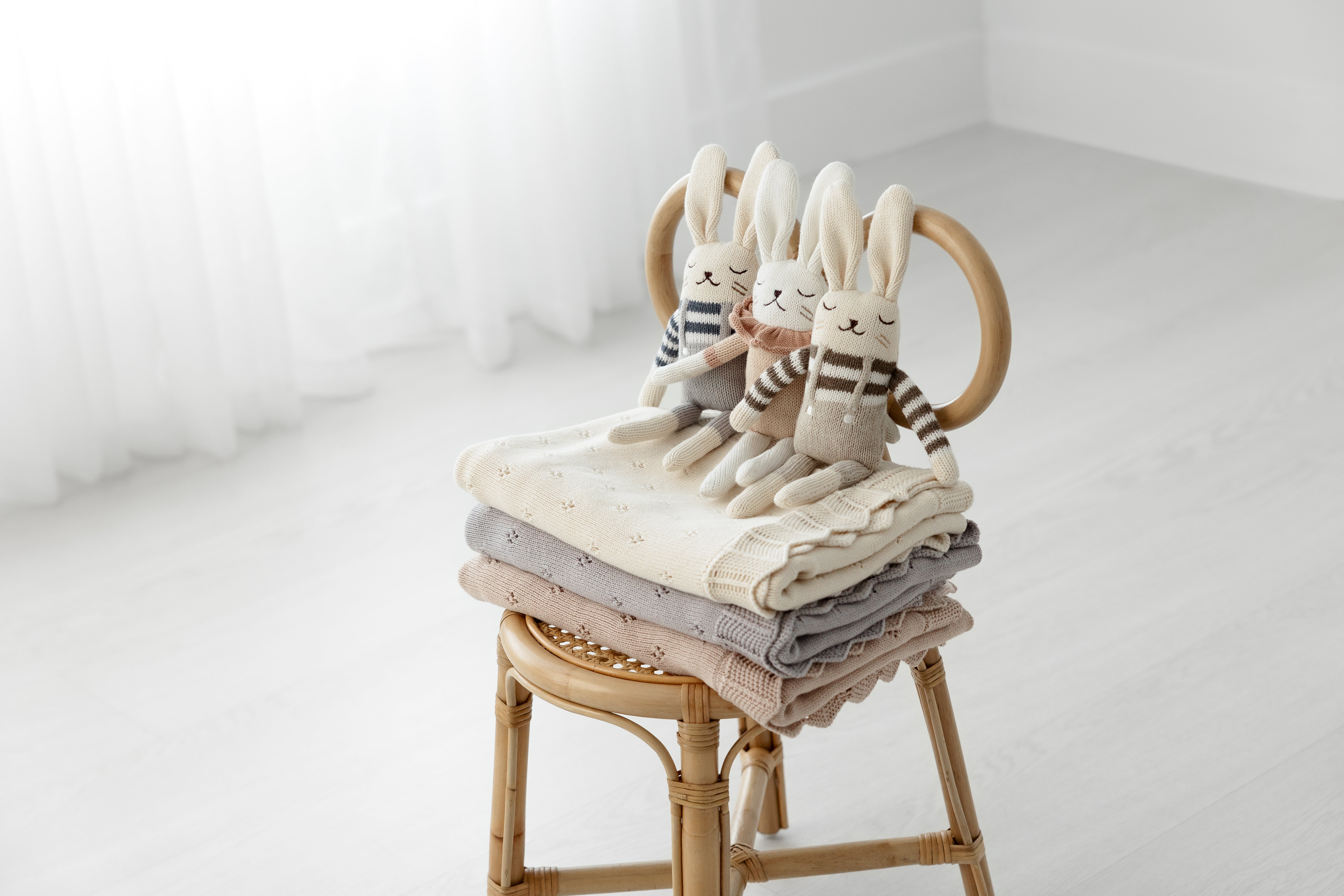 DH Scalloped Pointelle Blanket Blush Pink Rice