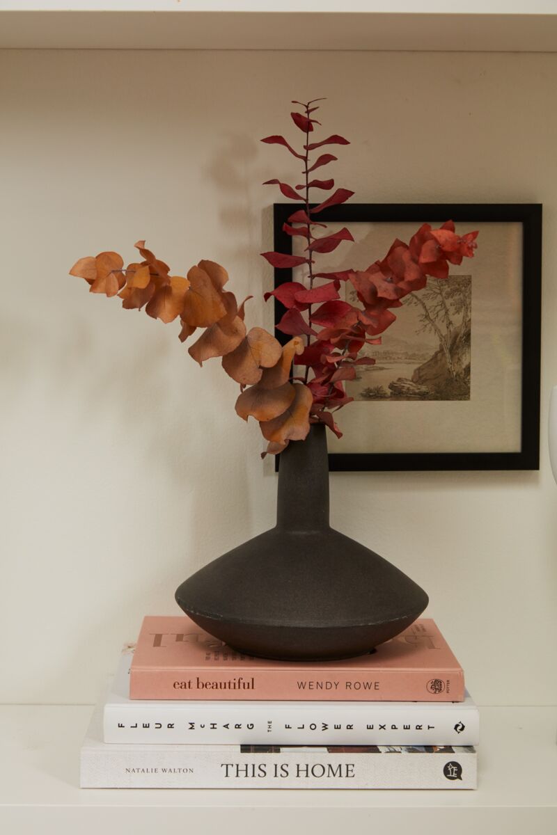Nadi Vase