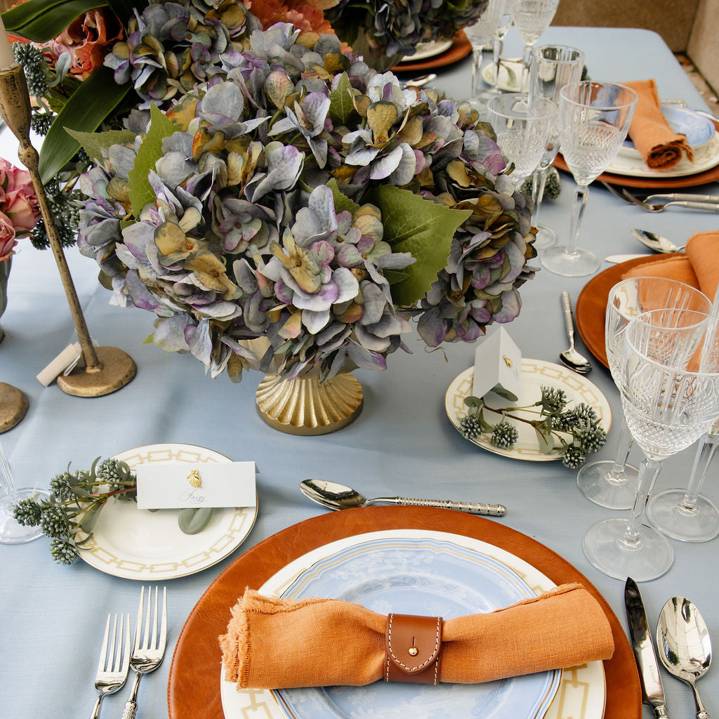 DH Hydrangea Gold Pedestal