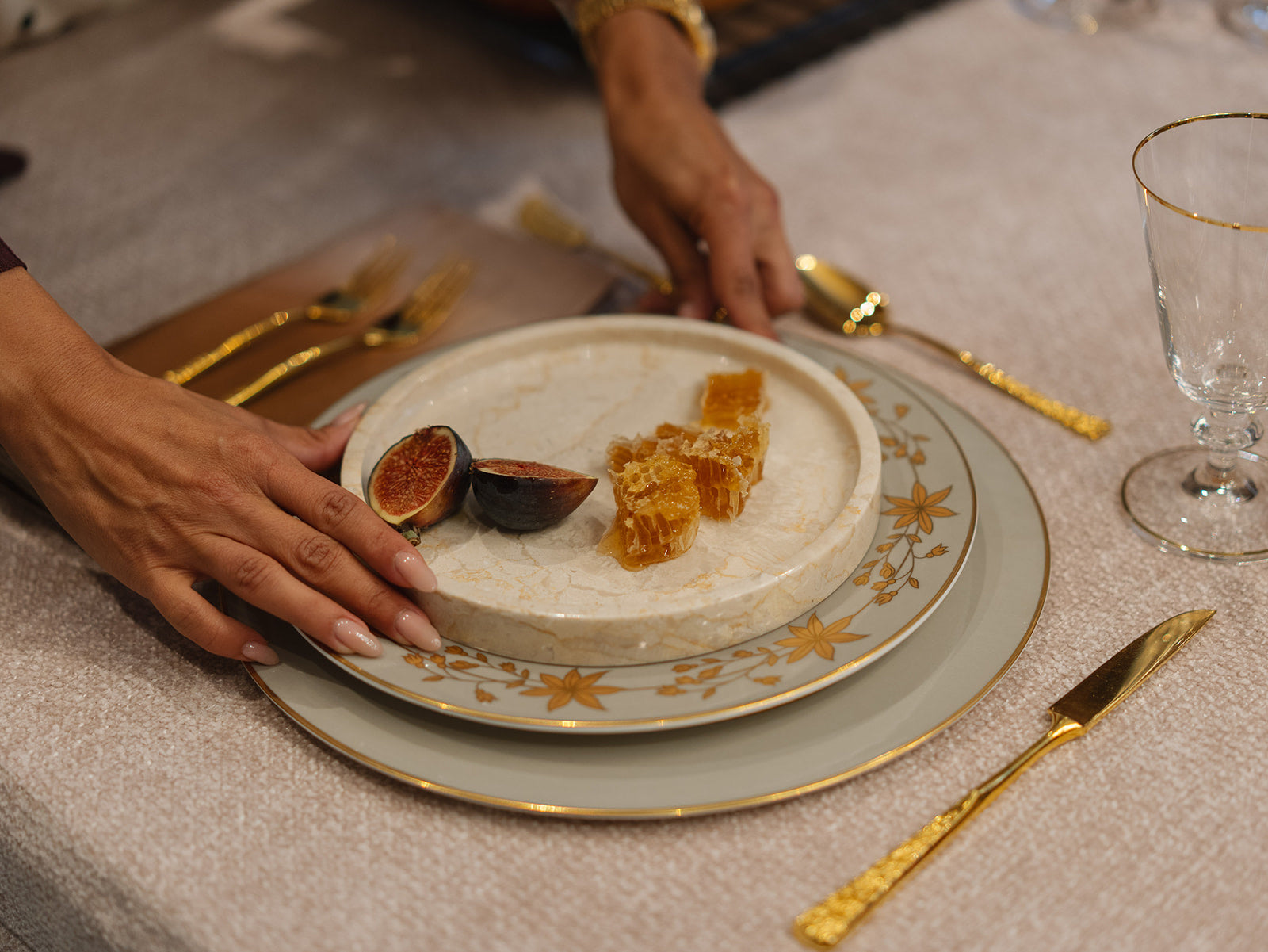 Marble Plate with Raised Trim