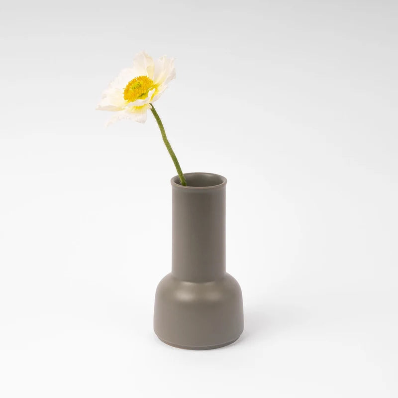 Raawii Omar Carafe