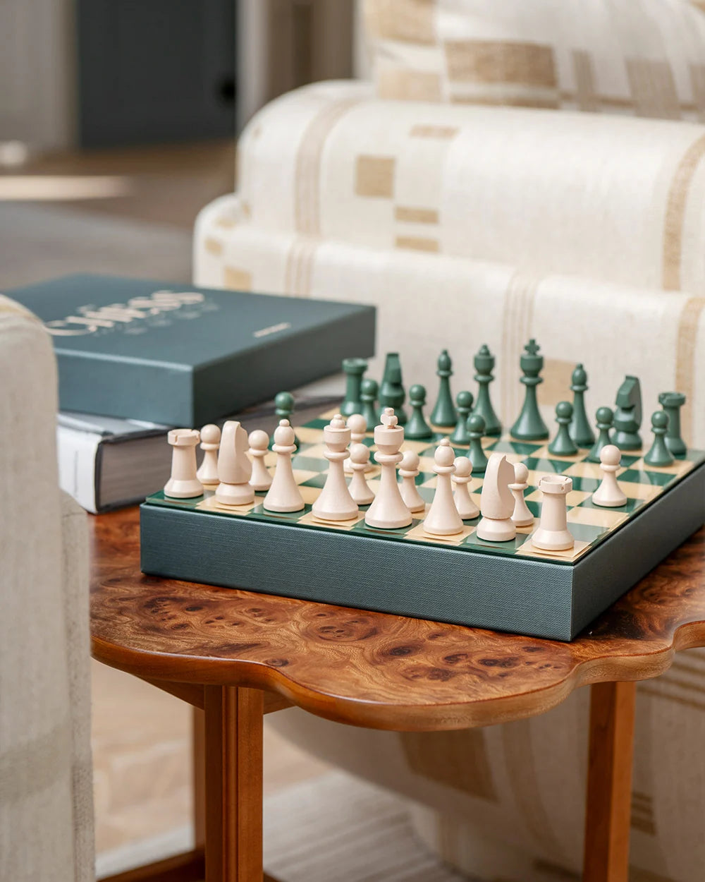New Classic Green Chess
