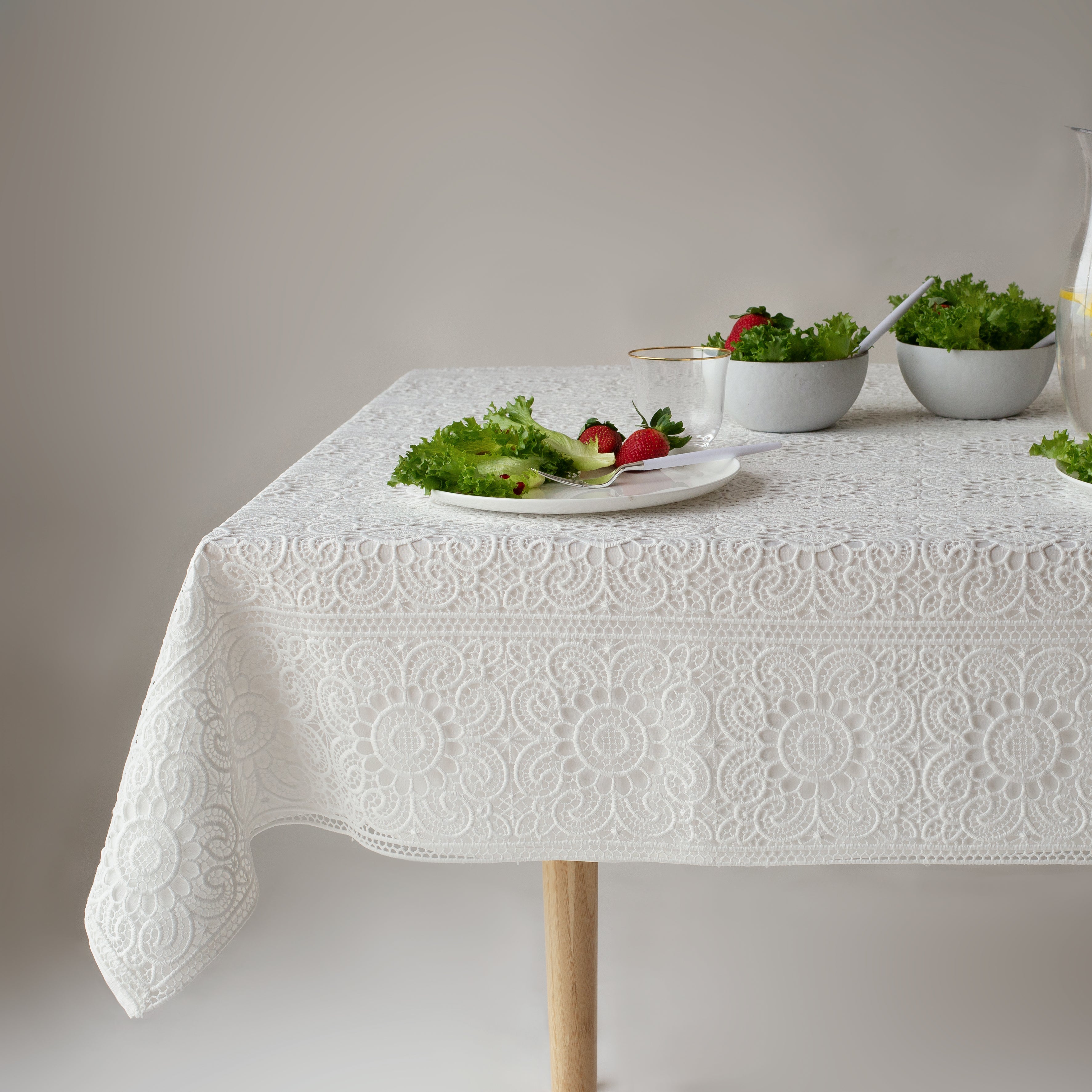 Rosette Tablecloth