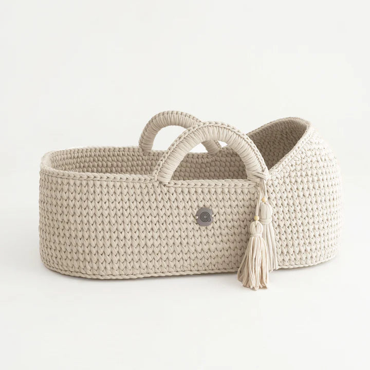 Baby Moses Basket with Round Hood - Standard