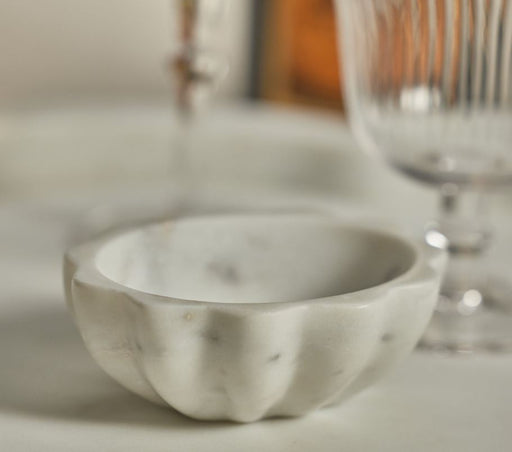 Scalloped Marble Condiment Bowl