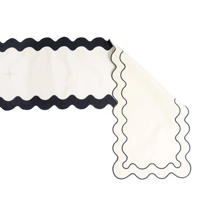 Rivie White Table Runner