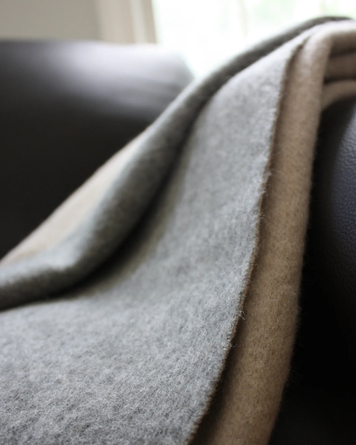 The Double Face Classic Cashmere Woven Throw