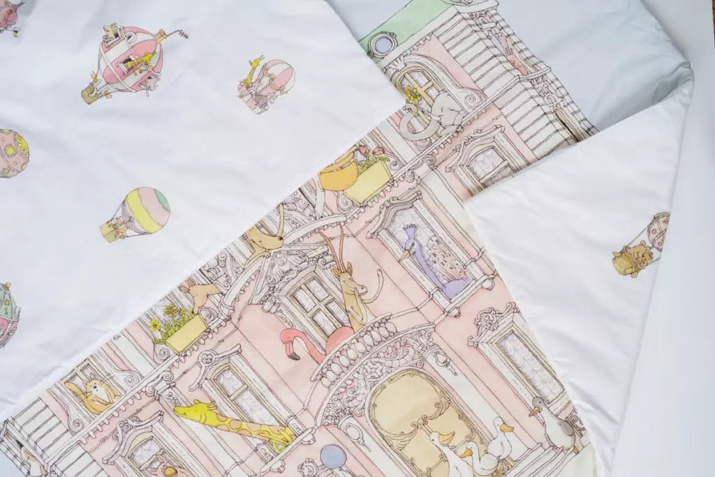 Reversible Quilt Monceau Mansion/ Hot Air Balloons